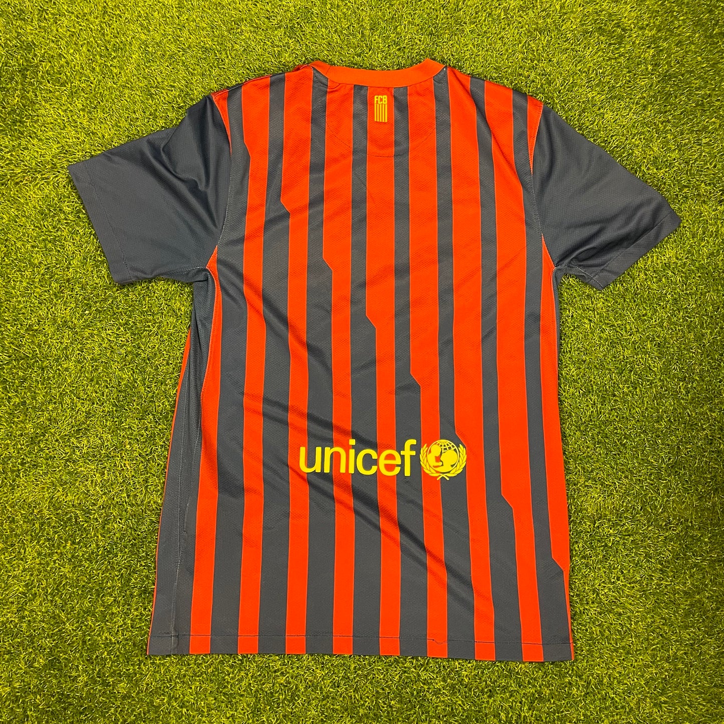 FC Barcelona 2011/12 Home Shirt (8/10)