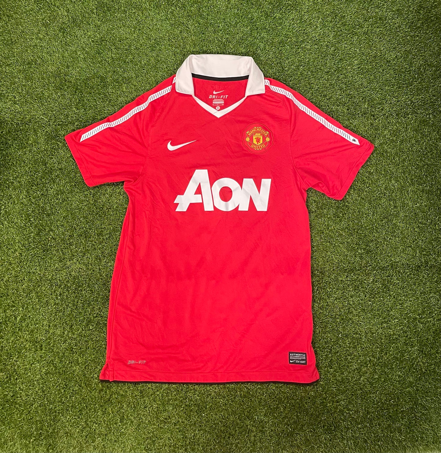 Manchester United 2010/11 Home Shirt (8/10)