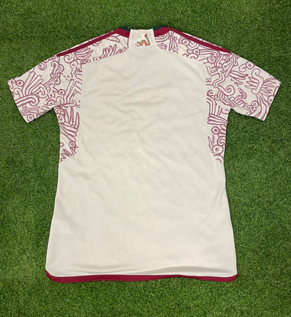 Mexico 2022 Away Shirt (8/10)