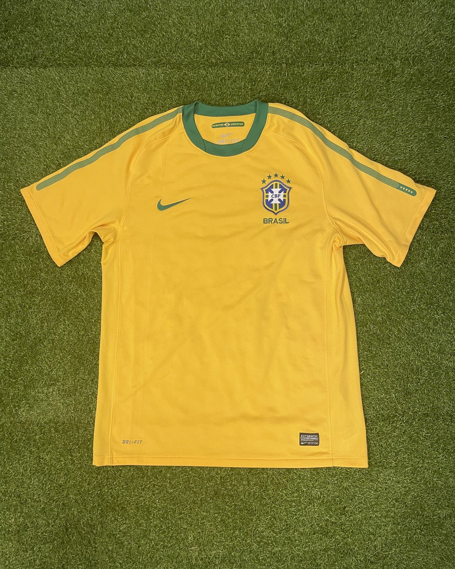 Brazil 2010 Home Shirt (10/10)